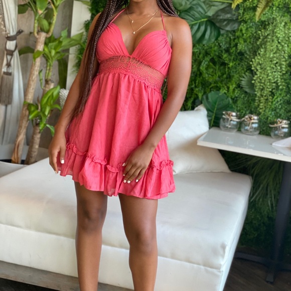 Pink crochet trim backless lined flare dress - Picture 7 of 7